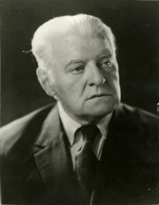 Prof. zw. dr hab. Aleksander Zakrzewski